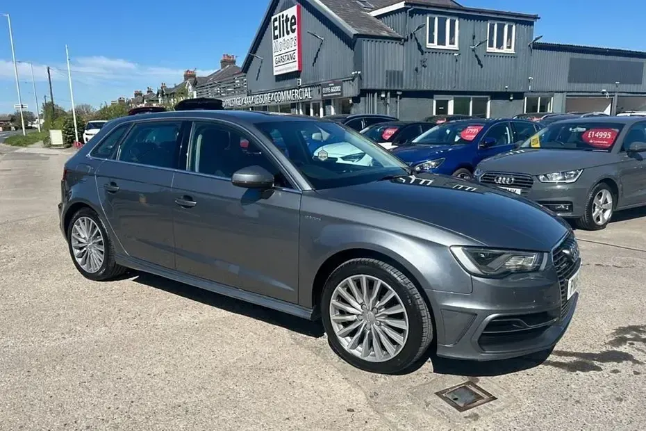 Begagnad Audi A3 Sportback e-tron Advanced 2015 Halvkombi