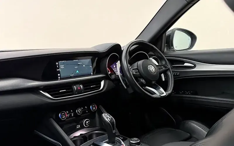 Used Alfa Romeo Stelvio Veloce 209 HP (153 kW) 2022 SUV
