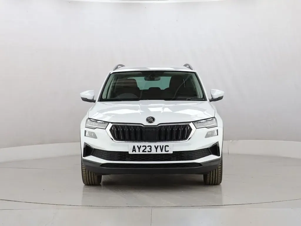 Used Skoda Karoq SE Drive 110 HP (80 kW) 2023 White SUV