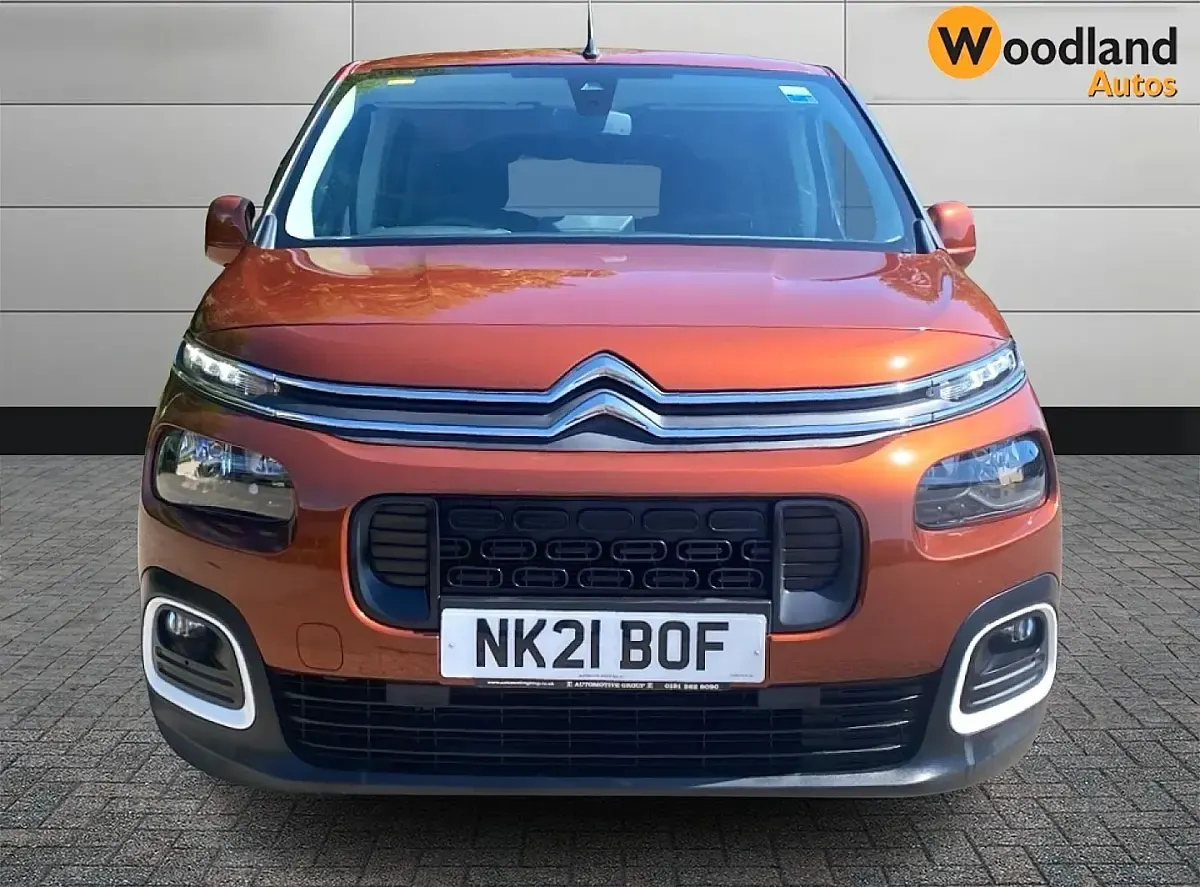 Used Citroën Berlingo Feel 2021 Blue MPV