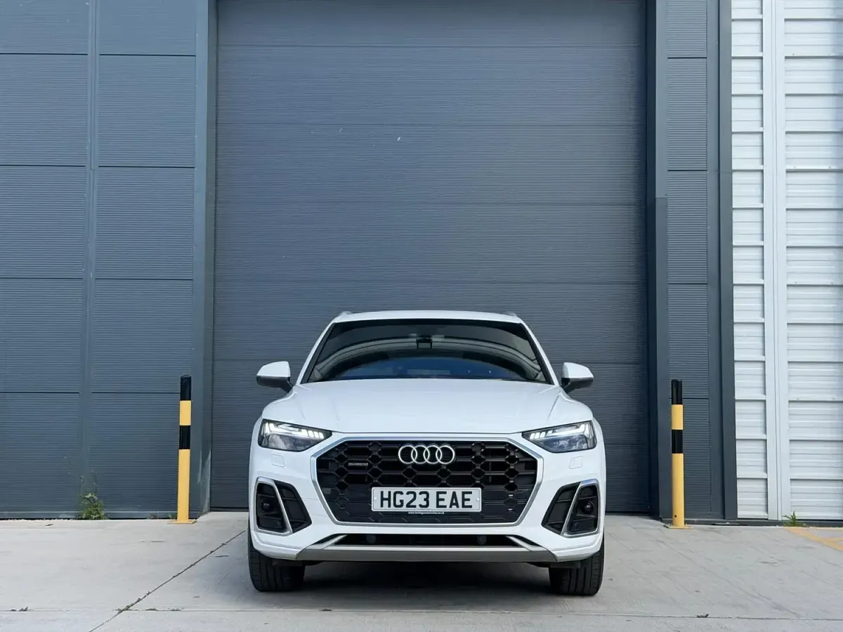 Used Audi Q5 S-Line 2023 White SUV