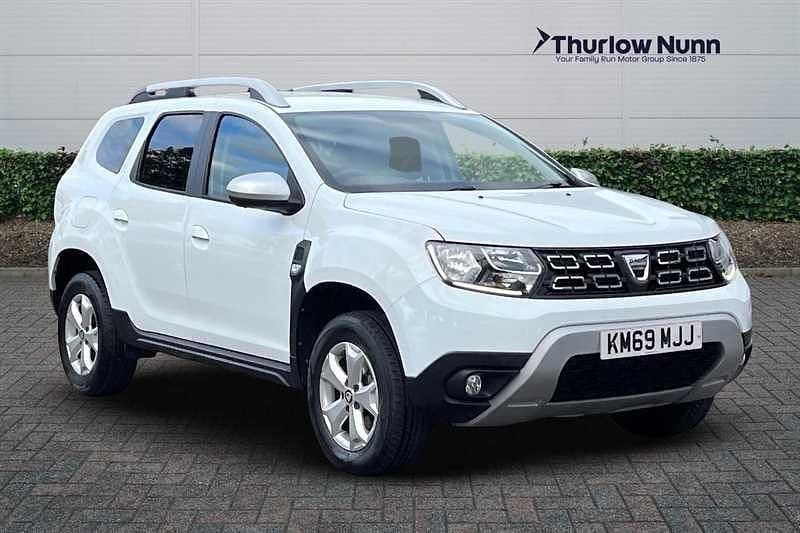 White Used 2019 Dacia Duster Comfort SUV | £9,750 (Good price) - Image 1/4