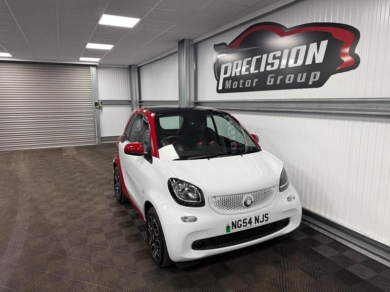 White Used 2016 Smart ForTwo Coupé Prime Coupe | £7,795 (Fair price) - Image 1/4