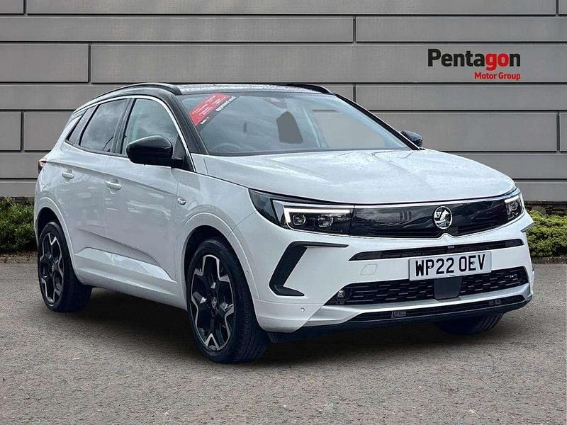 White Used 2022 Vauxhall Grandland X Elite SUV | £16,950 (Fair price) - Image 1/4