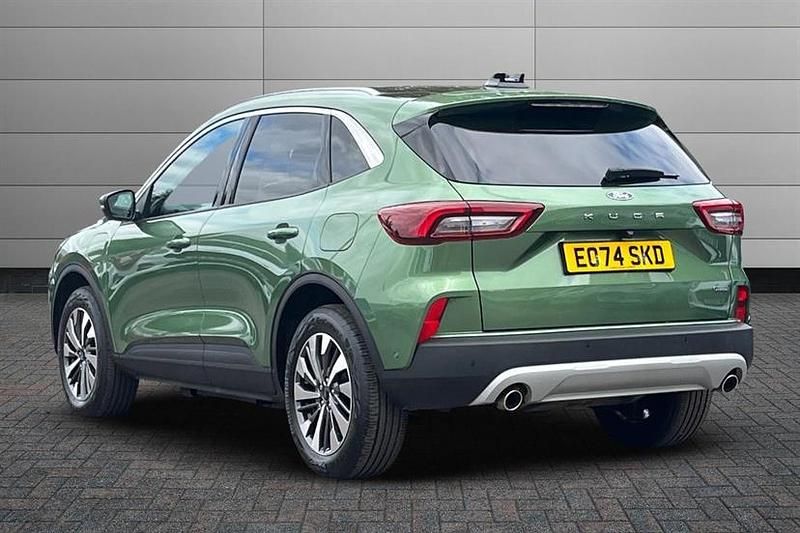 Used Ford Kuga Titanium 243 HP (178 kW) 2024 Bursting green SUV