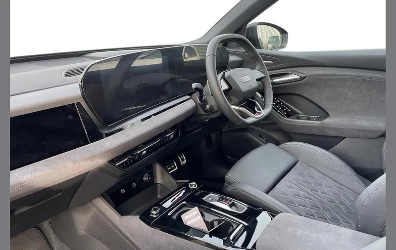 Used Audi Q6 e-tron Advanced 280 kW (382 HP) 2025 Grey SUV