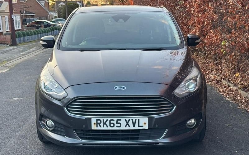 Used Ford S-MAX Titanium 179 HP (131 kW) 2018 MPV