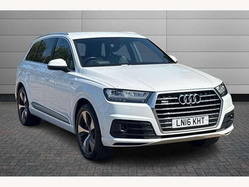 Pure white Used 2016 Audi Q7 S-Line SUV | £23,990 (A bit pricey) - Image 1/4