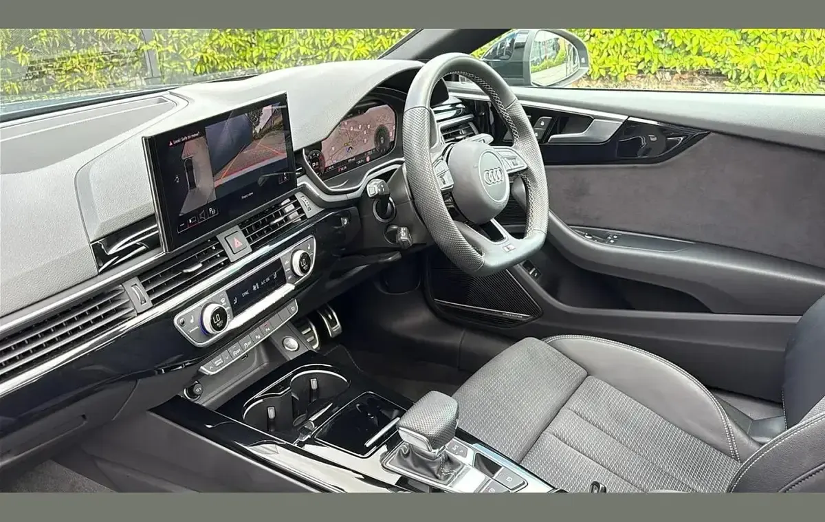 Used Audi A5 Black Edition 200 HP (147 kW) 2024 Blue Coupe