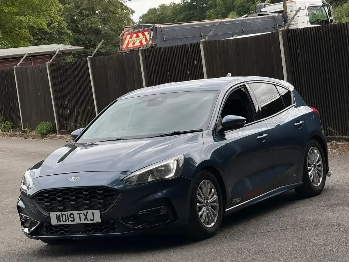 Used Ford Focus ST-Line 2019 Blue Hatchback
