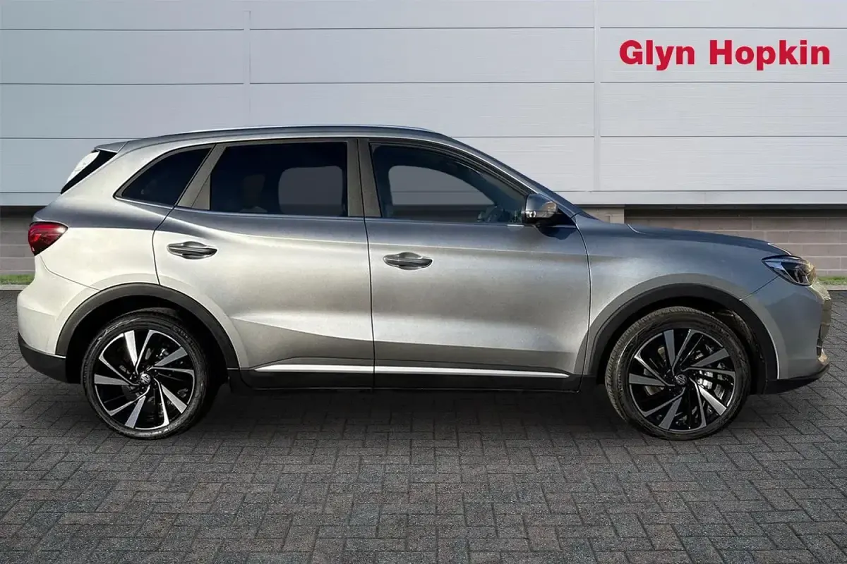 Usado MG ZS Trophy 2025 Prateado Citadino