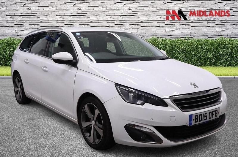 White Used 2015 Peugeot 308 Allure Hatchback | £5,700 (Fair price) - Image 1/3