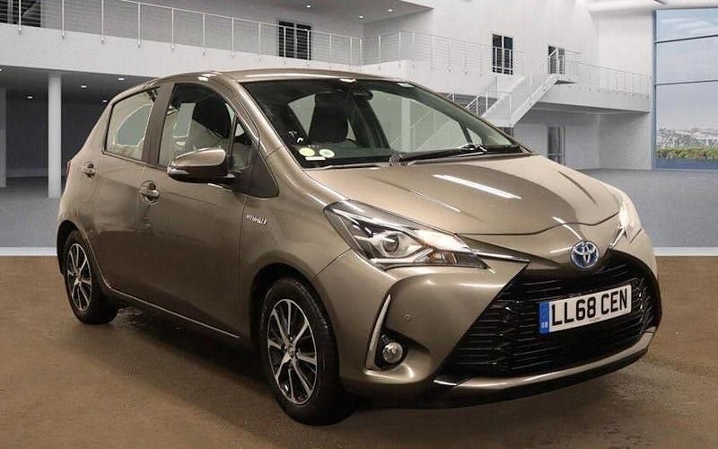 Bronze Used 2019 Toyota Yaris Hybrid Hatchback | £11,490 (Good price) - Image 1/2