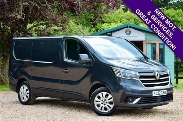 Grey Used 2022 Renault Trafic Van | £9,995 (Good price) - Image 1/1