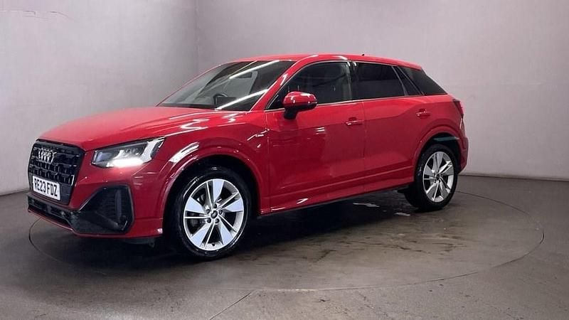 Used Audi Q2 S-Line 150 HP (110 kW) 2023 Red SUV