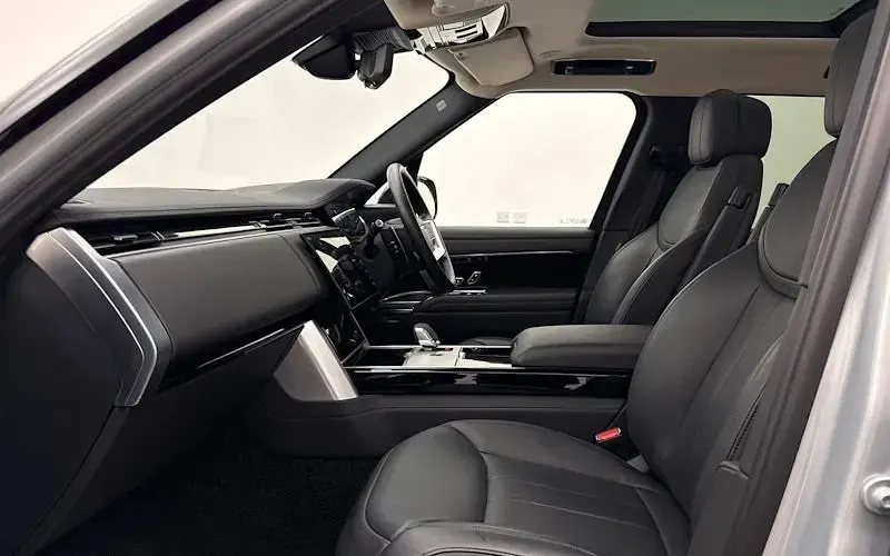 Used Land Rover Range Rover HSE 460 HP (338 kW) 2026 SUV