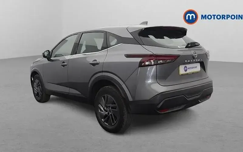 Used Nissan Qashqai Acenta Premium 140 HP (102 kW) 2023 Grey SUV