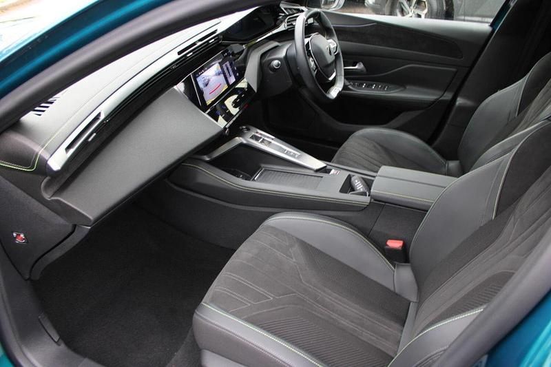 Used Peugeot e-308 GT 113 kW (154 HP) 2024 Blue Hatchback