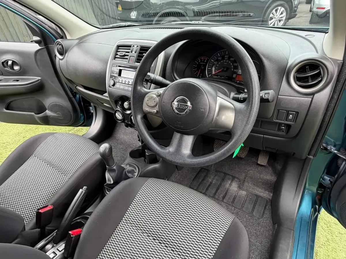 Used Nissan Micra Visia 80 HP (58 kW) 2014 Blue Hatchback