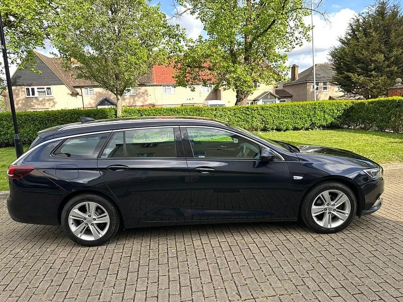 Used Vauxhall Insignia 2018 Blue Estate