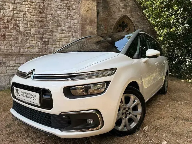Used Citroën Grand C4 Picasso Feel 130 HP (95 kW) 2020 White MPV