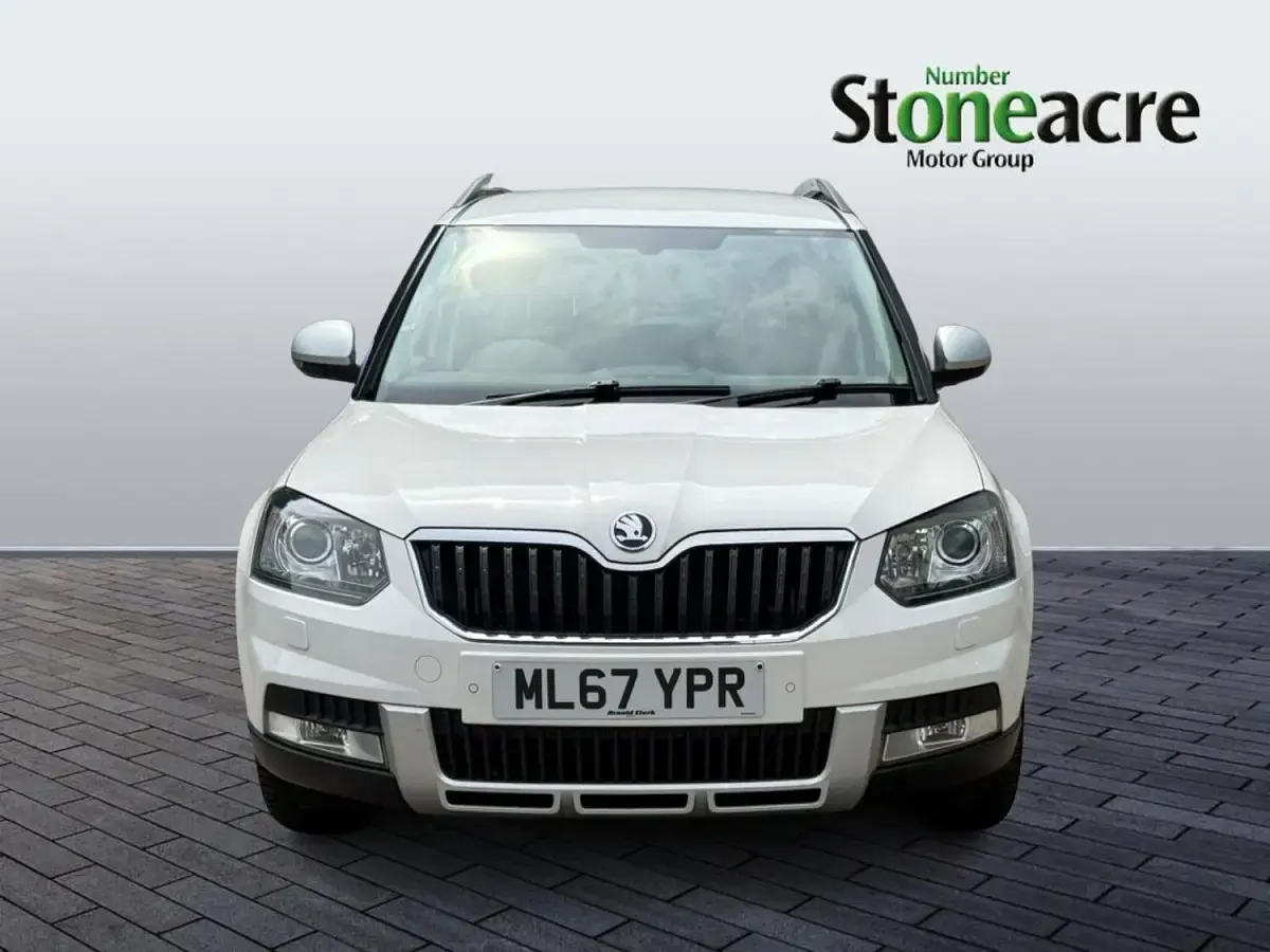Used Skoda Yeti Drive 110 HP (80 kW) 2017 White SUV