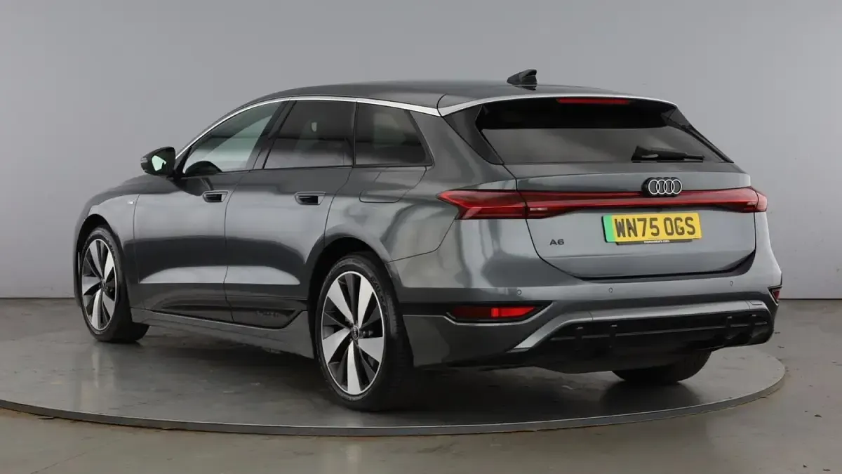Used Audi A6 e-tron S-Line 83 kW (113 HP) 2025 Daytona grey Estate
