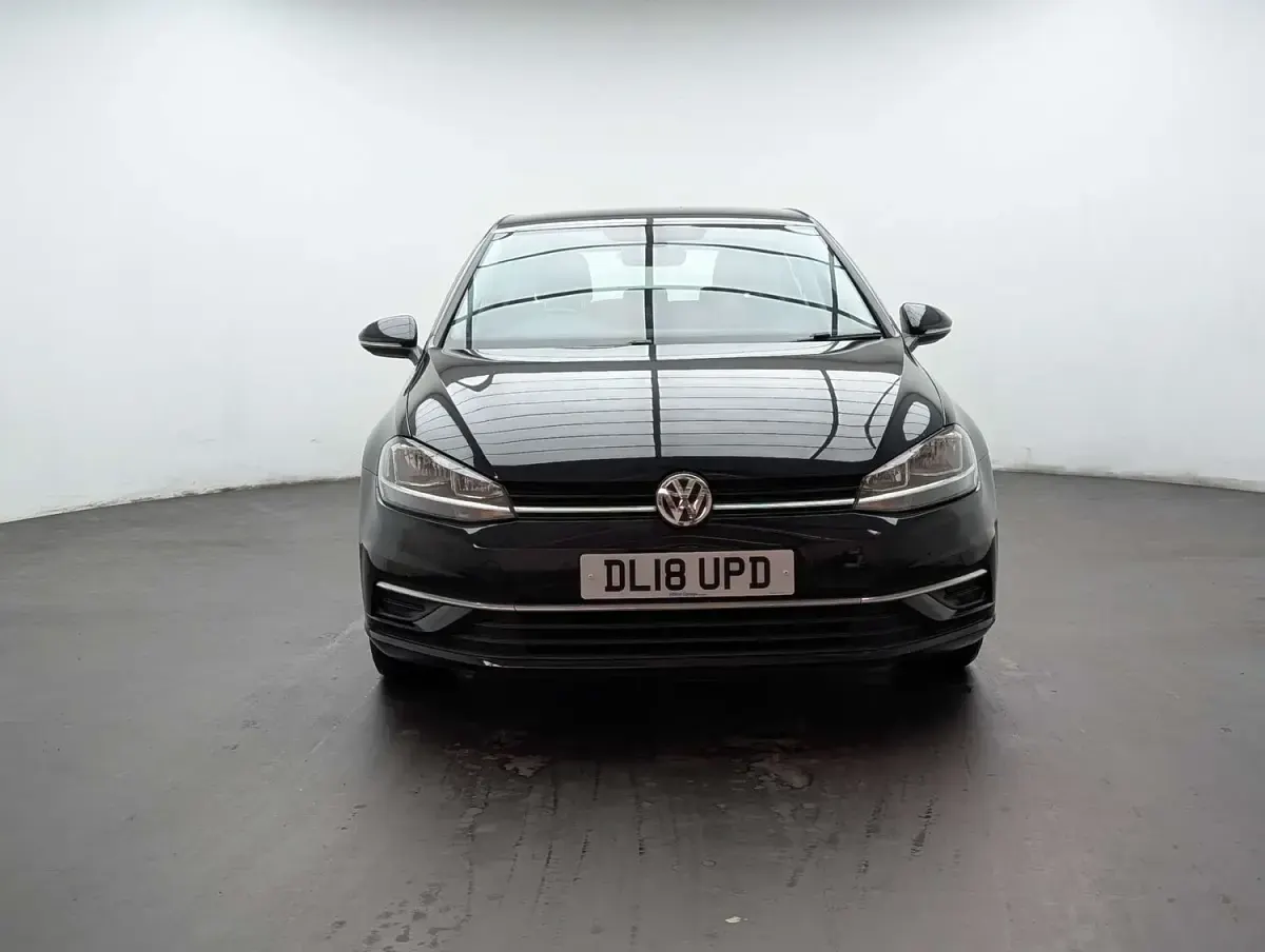 Used VW Golf VII SE 2018 Black Hatchback