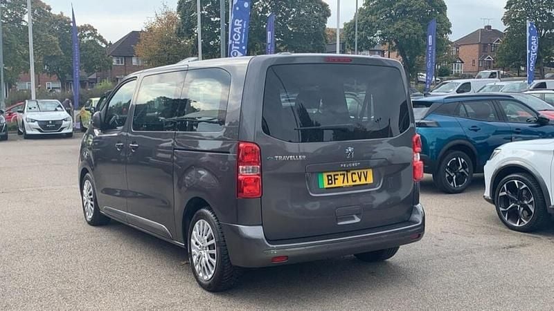 Used Peugeot e-Traveller Active 98 kW (134 HP) 2021 Grey MPV