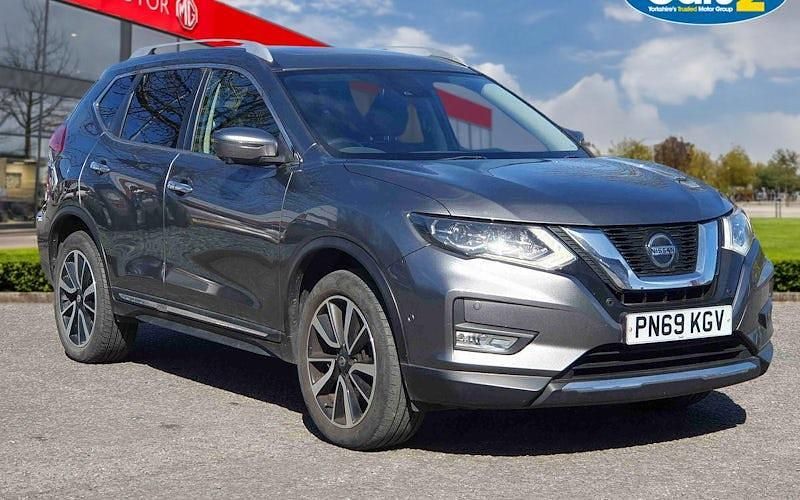 Used Nissan X-Trail Tekna 150 HP (110 kW) 2019 Grey SUV