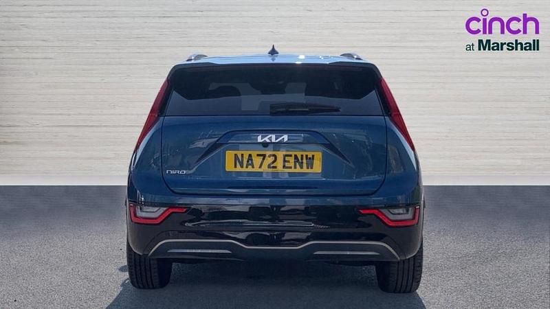 Used Kia e-Niro 147 kW (201 HP) 2023 Blue SUV