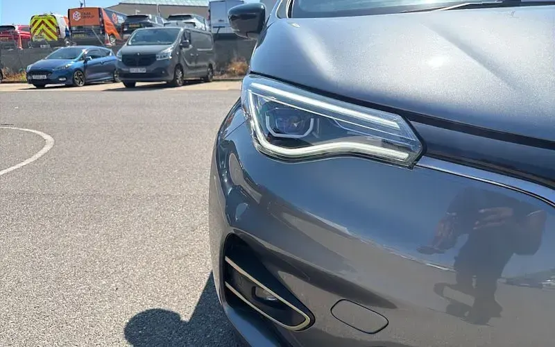 Used Renault Zoe Techno 100 kW (136 HP) 2022 Grey Hatchback