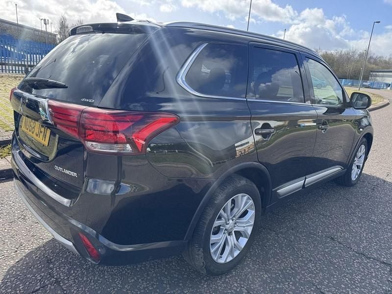 Used Mitsubishi Outlander 150 HP (110 kW) 2018 Black SUV