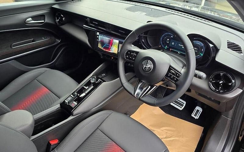 Used Alfa Romeo GT Junior Veloce 206 kW (281 HP) 2024 Hatchback