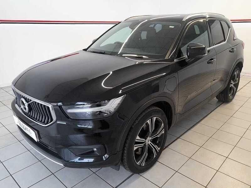 Used Volvo XC40 Inscription 2022 Black SUV