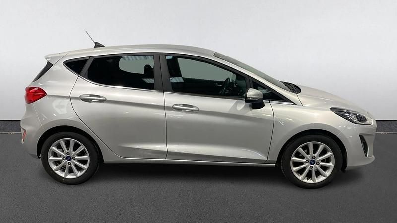Used Ford Fiesta Titanium 100 HP (73 kW) 2019 Silver Hatchback