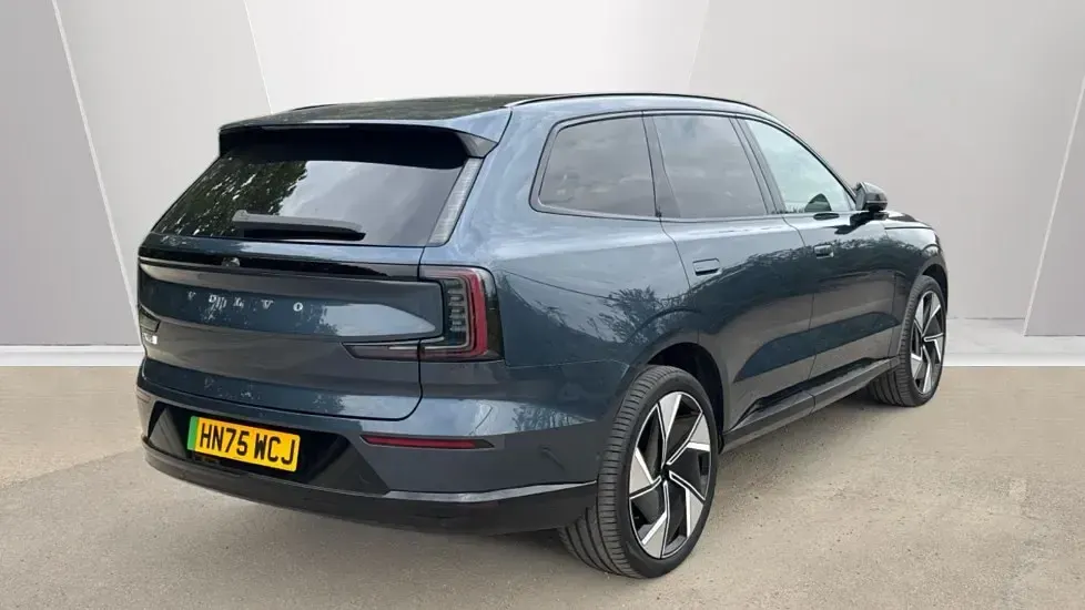 Used Volvo EX90 Performance 500 kW (680 HP) 2025 Blue SUV