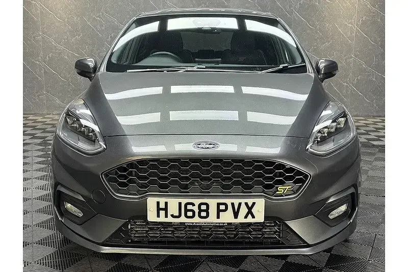 Używany Ford Fiesta ST 200 KM (147 kW) 2018 Szary Hatchback