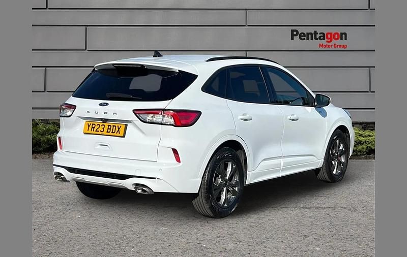 Used Ford Kuga ST-Line 147 HP (108 kW) 2023 White SUV