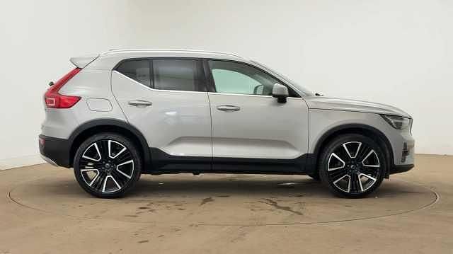 Used Volvo XC40 Ultra 161 HP (118 kW) 2025 SUV