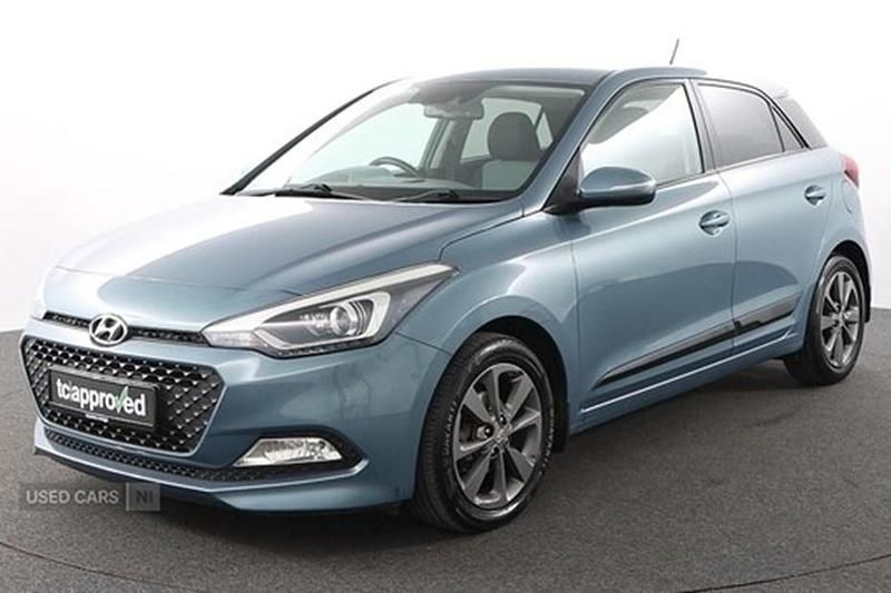 Blue Used 2016 Hyundai i20 Premium Hatchback | £6,995 (Good price) - Image 1/1