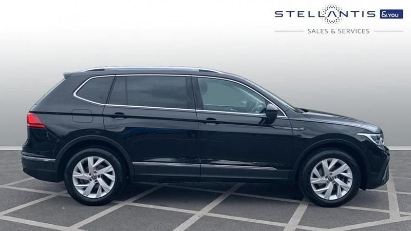 Black Used 2022 VW Tiguan Allspace S SUV | £23,485 (Super price) - Image 1/4