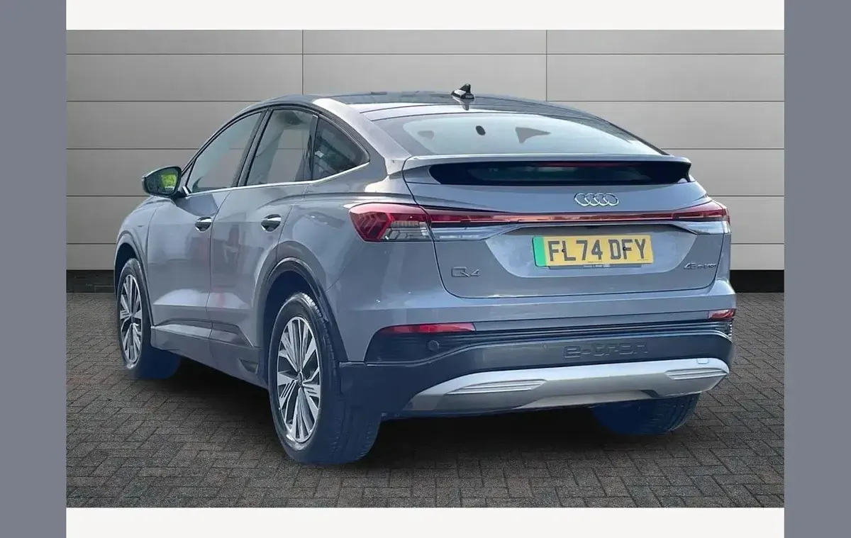 Used Audi Q4 e-tron Sport 210 kW (286 HP) 2024 Grey SUV