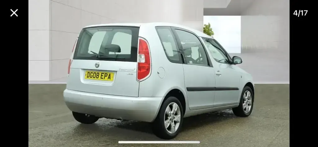 Gebraucht Skoda Roomster 2008 Silber Van / Kleinbus