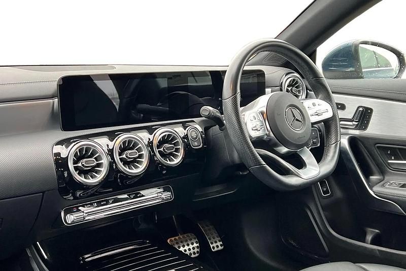 Used Mercedes CLA200 AMG Line Premium Plus 163 HP (119 kW) 2021 Blue Coupe