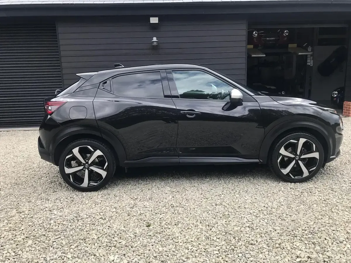 Used Nissan Juke Tekna 2020 Black SUV