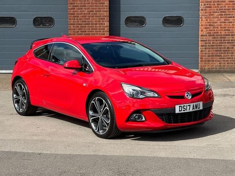 Red Used 2017 Vauxhall Astra GTC Edition Hatchback | £8,495 - Image 1/4