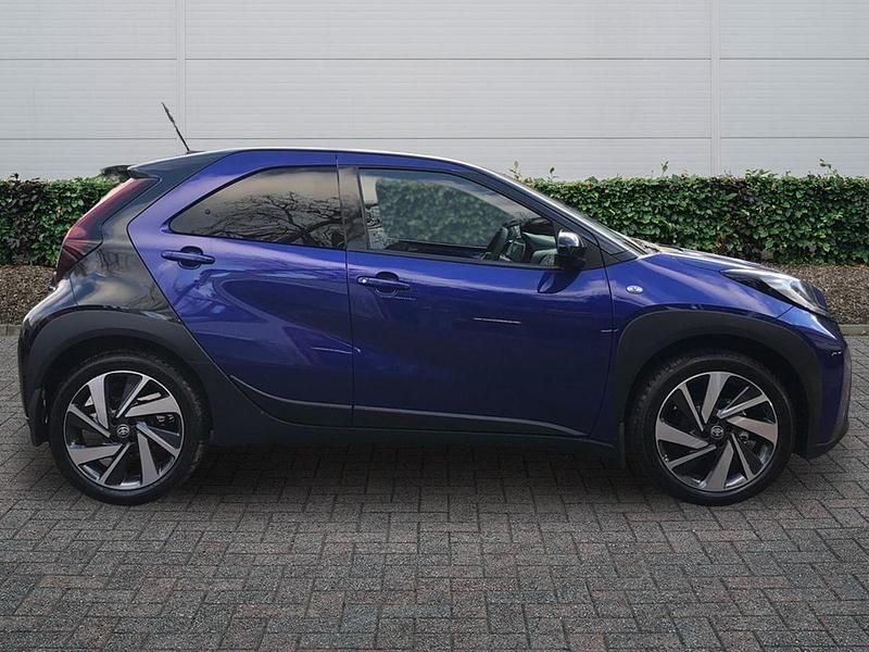 Used Toyota Aygo X 2025 Blue SUV