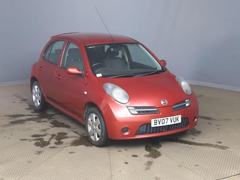 Used Nissan Micra 79 HP (58 kW) 2007 Red Hatchback