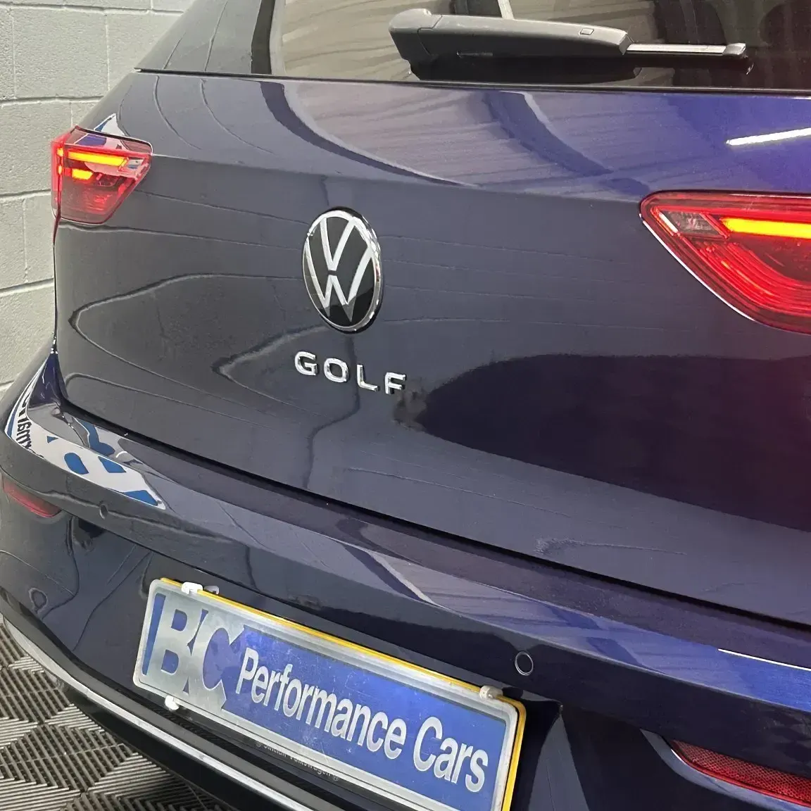 Używany VW Golf VIII Active 150 KM (110 kW) 2022 Niebieski Hatchback